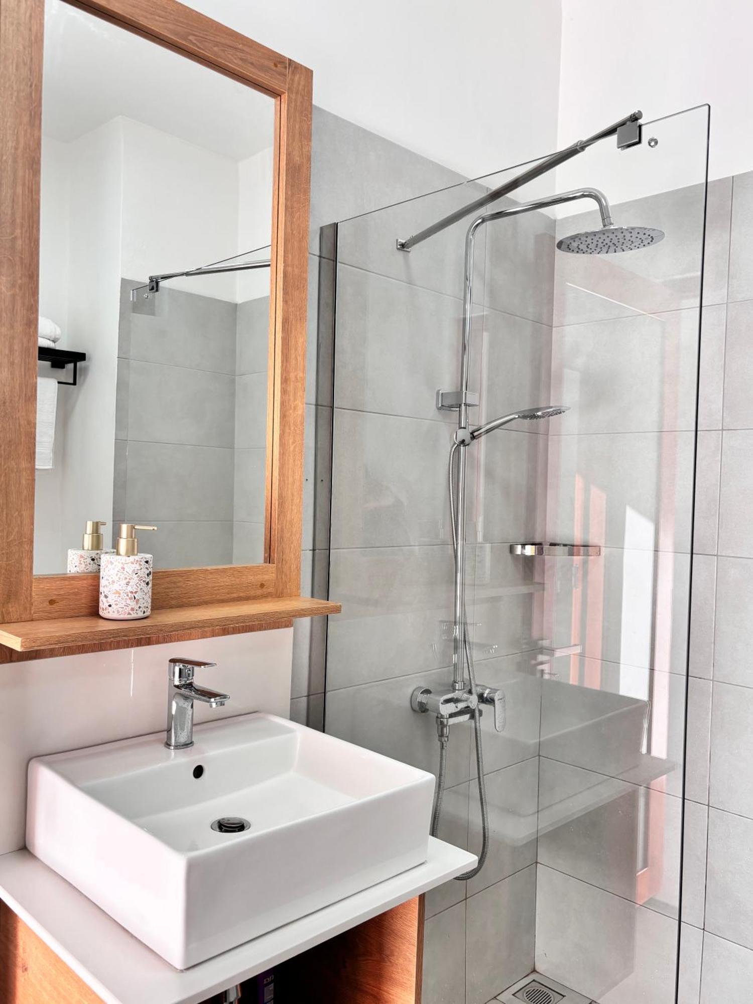 Maison Mont Choisy - One Or Two Bedrooms Apartment Trou aux Biches Dış mekan fotoğraf